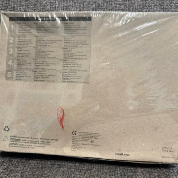 FACTORY SEALED Monogram Patton Tank Plastic Model Kit M48A2 1:35 scale NIB - Picture 2 of 3